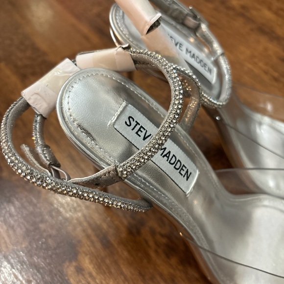 Steve Madden Metallic Silver Heels